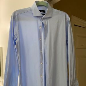 Hugo Boss slim fit stretch shirt. Color: light blue. size Medium (38/15)